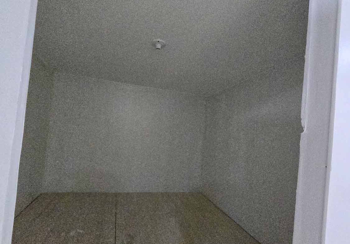 1125